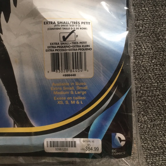 Halloween costume - Picture 3 of 3